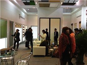 金鳳凰窗簾品種多樣，是不錯(cuò)的選擇！